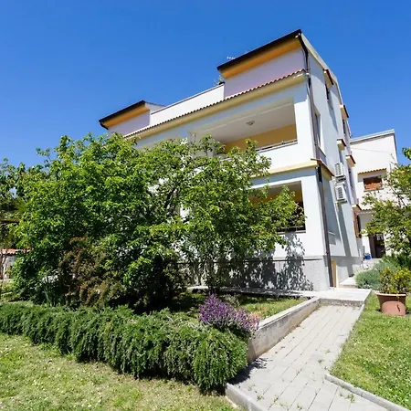 Apartamento Zvone